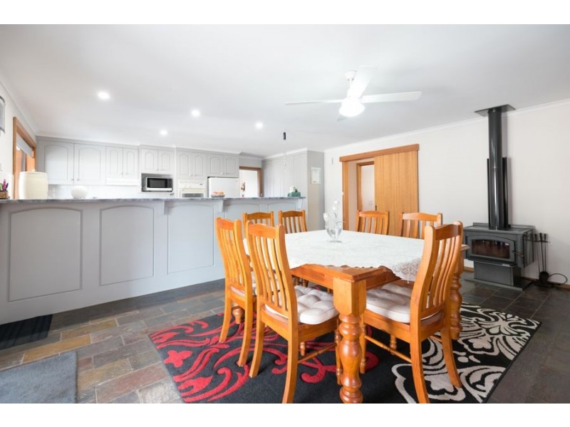 5 Tallarook Court, Mount Gambier SA 5290