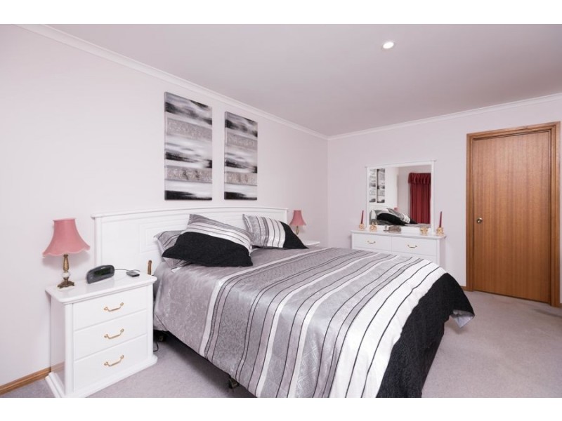 5 Tallarook Court, Mount Gambier SA 5290