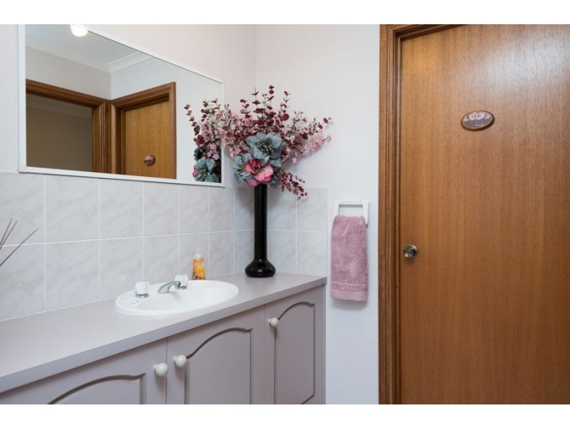 5 Tallarook Court, Mount Gambier SA 5290