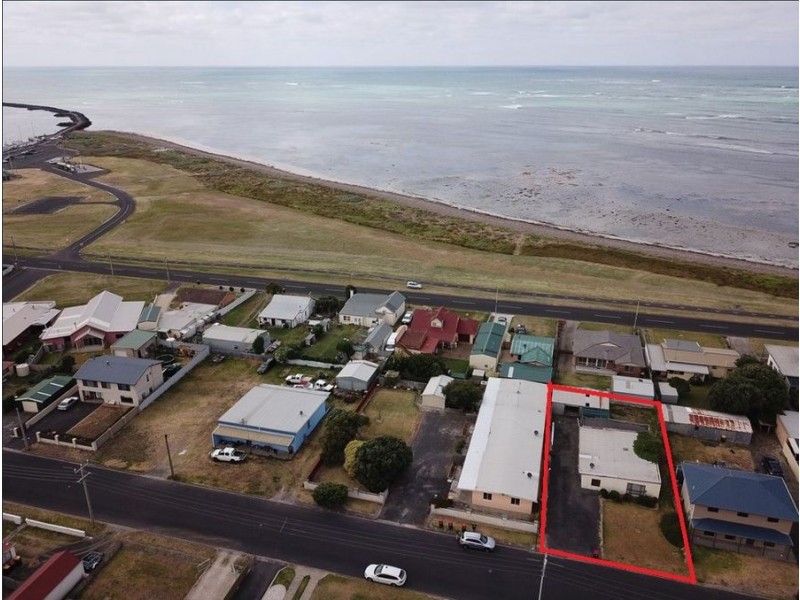 11 Compton Street, Port Macdonnell SA 5291