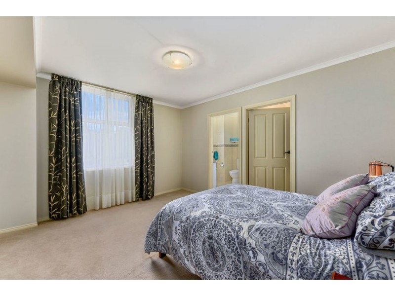 3002/3 Lake Terrace West, Mount Gambier SA 5290