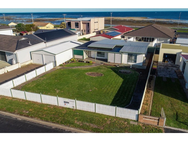 53 Compton Street, Port Macdonnell SA 5291