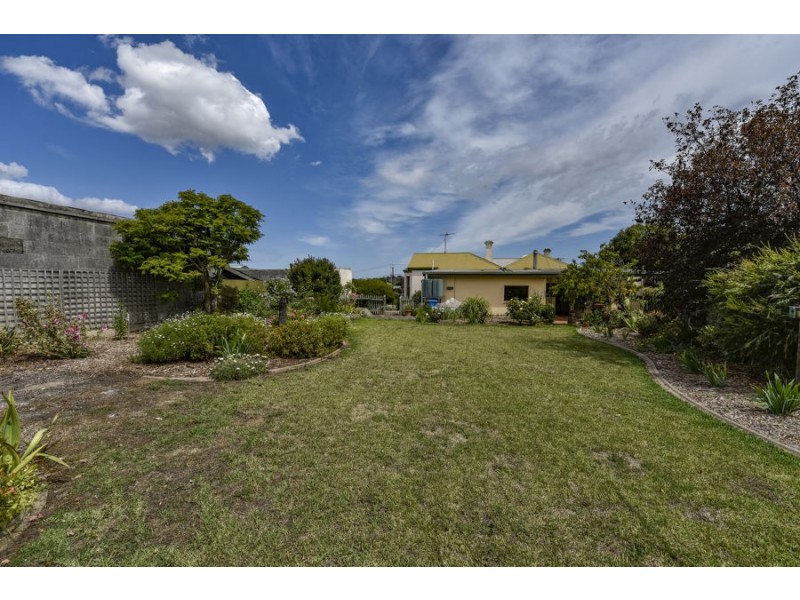 8 Carthew Street, Mount Gambier SA 5290
