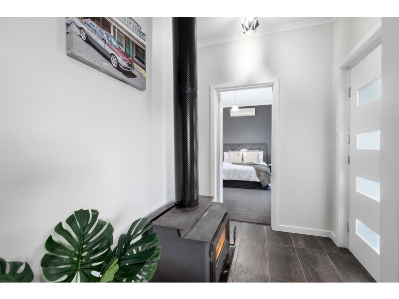 5 Barrett Avenue, Mount Gambier SA 5290