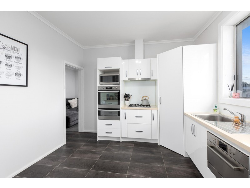 5 Barrett Avenue, Mount Gambier SA 5290