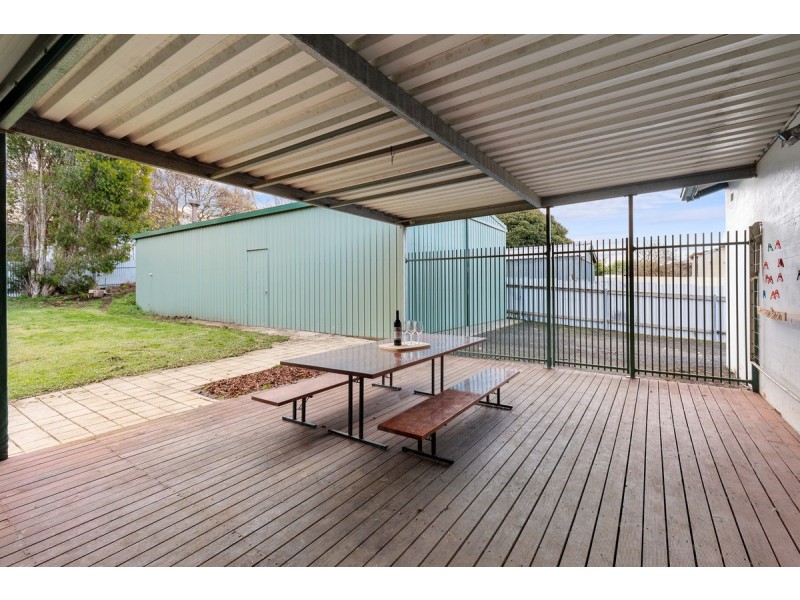 5 Barrett Avenue, Mount Gambier SA 5290