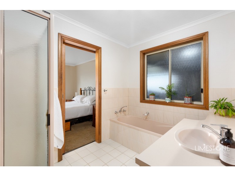 1 Ina Court, Mount Gambier SA 5290