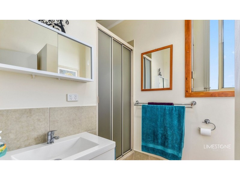 4 Irven Street, Port Macdonnell SA 5291
