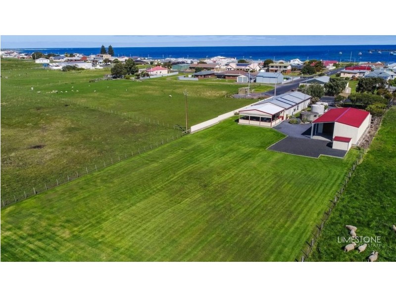 4 Irven Street, Port Macdonnell SA 5291
