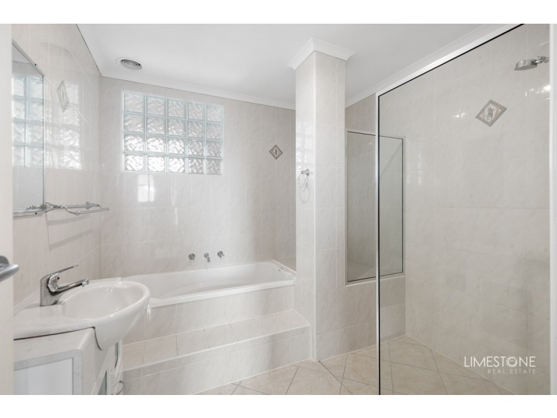 3003/7 Lake Terrace West, Mount Gambier SA 5290