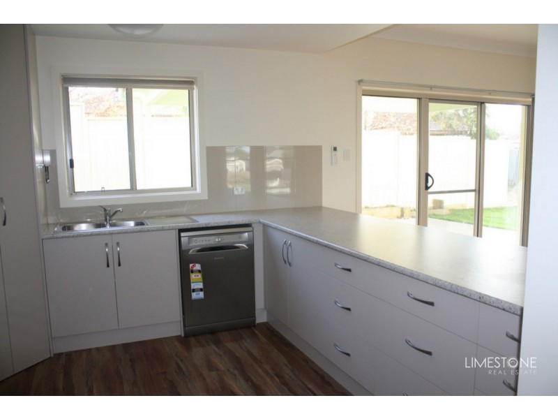 2/9A Shepherdson Road, Mount Gambier SA 5290