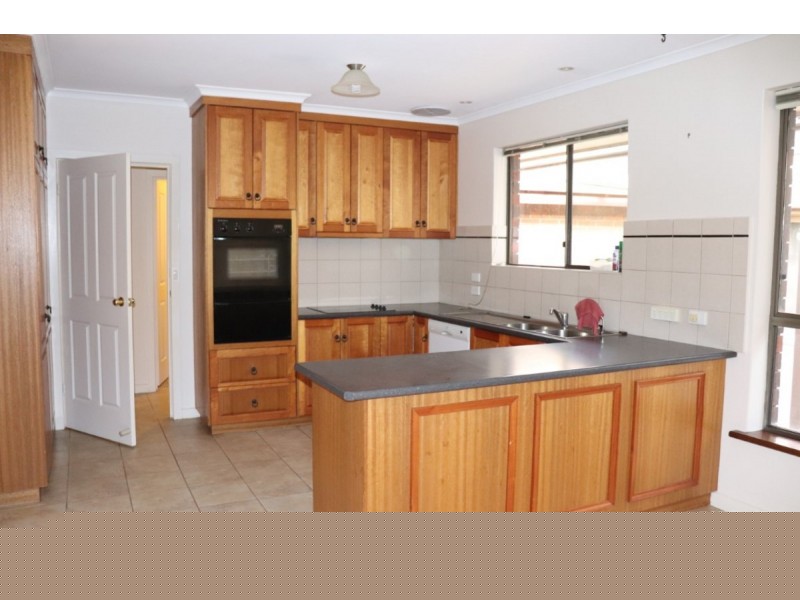 11 Derwent Court, Mount Gambier SA 5290