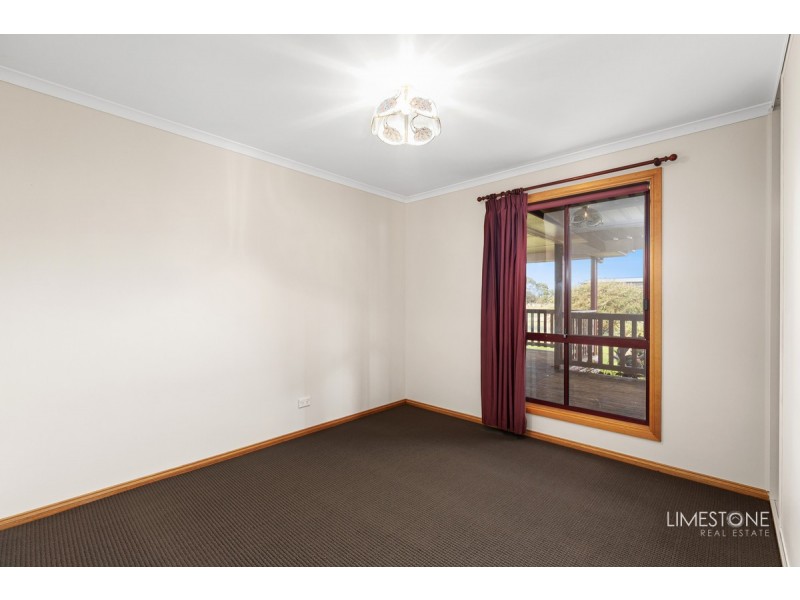 4 Harley Street, Allendale East SA 5291