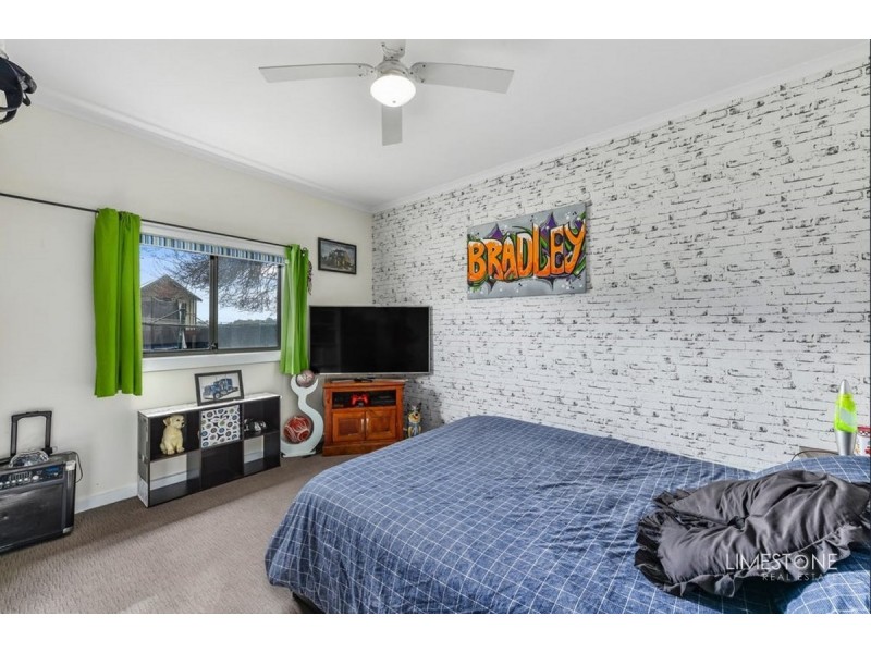 20 Millicent Road, Penola SA 5277