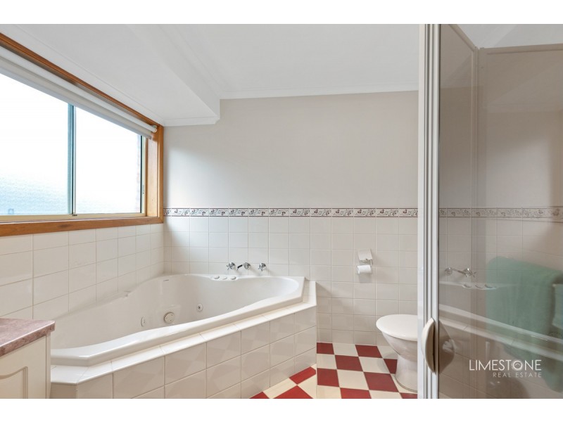 9 Braxton Close, Mount Gambier SA 5290