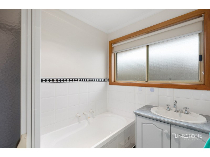 9 Braxton Close, Mount Gambier SA 5290