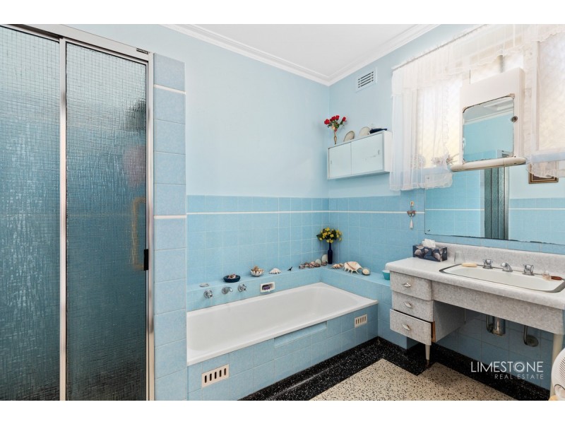 23 Lake Terrace West, Mount Gambier SA 5290