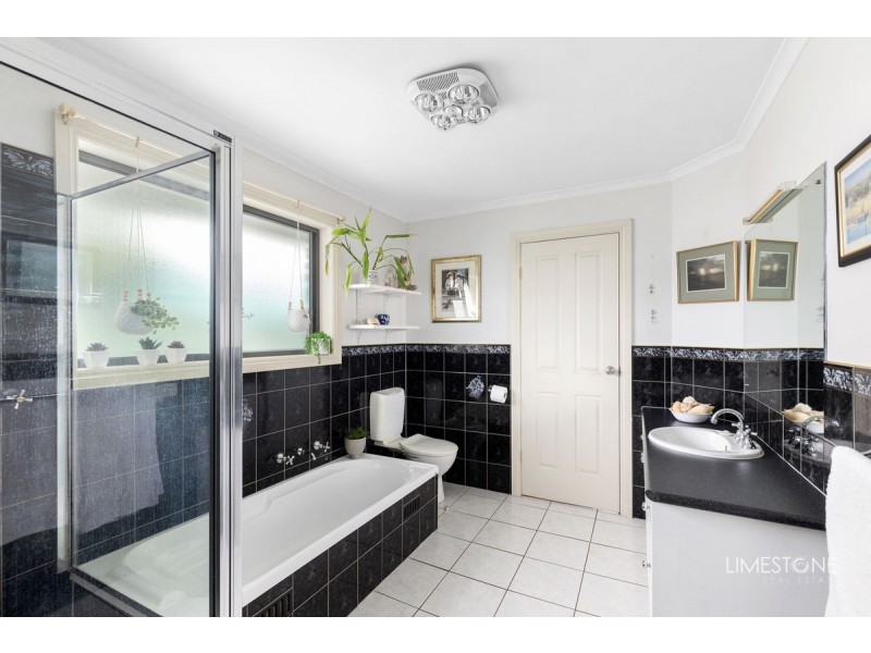 2 Germein Court, Port Macdonnell SA 5291