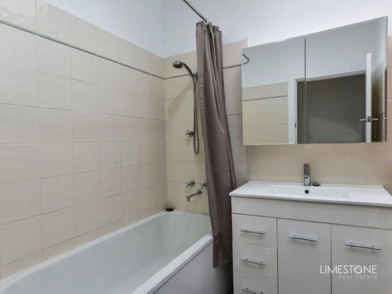 16 Newton Crescent, Mount Gambier SA 5290