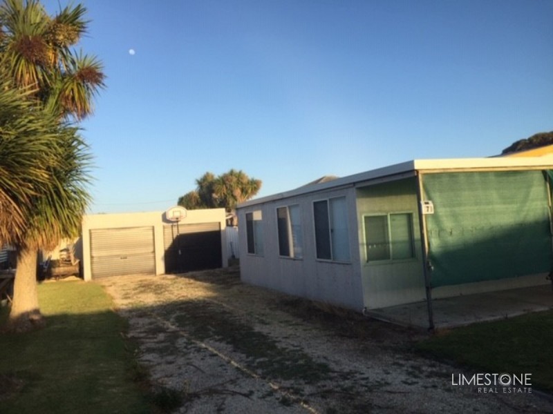 7 Pierce Street, Port Macdonnell SA 5291