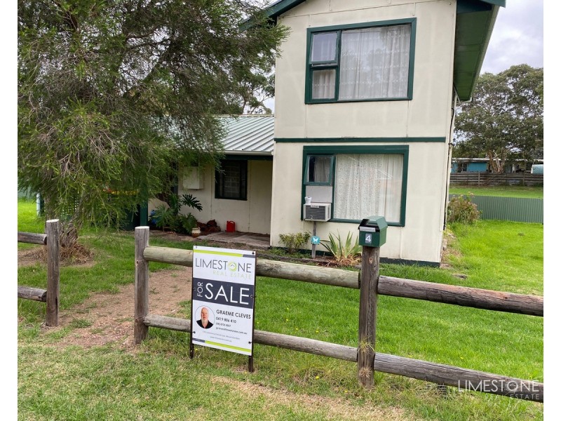 4 Waring Street East, Tarpeena SA 5277