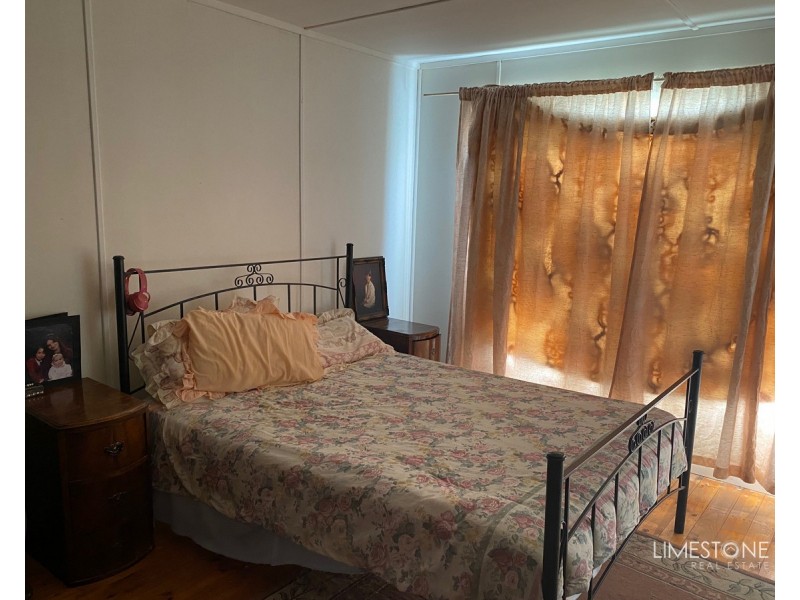 4 Waring Street East, Tarpeena SA 5277