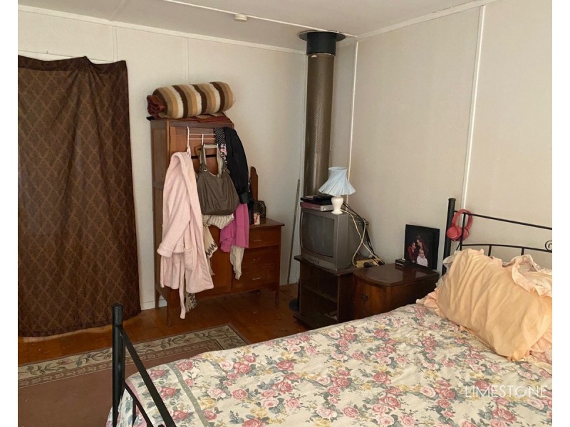 4 Waring Street East, Tarpeena SA 5277