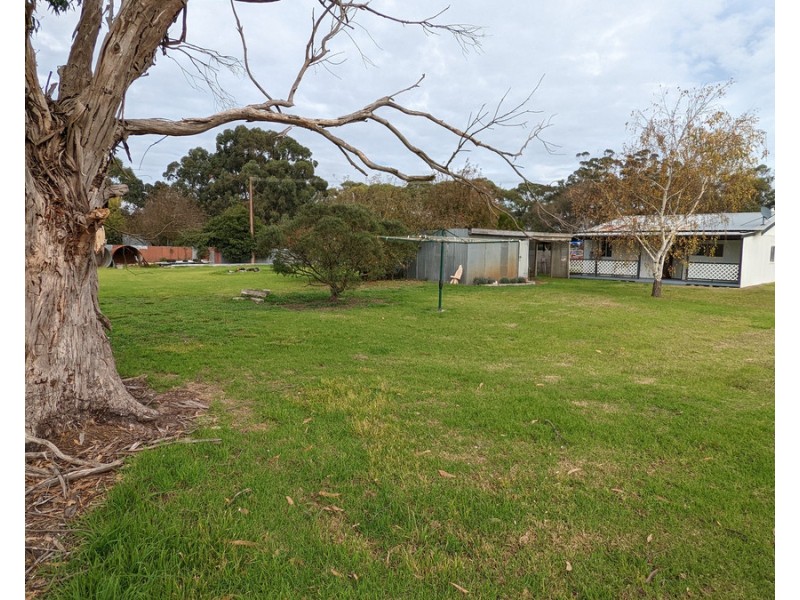 77 Riddoch Highway, Tarpeena SA 5277
