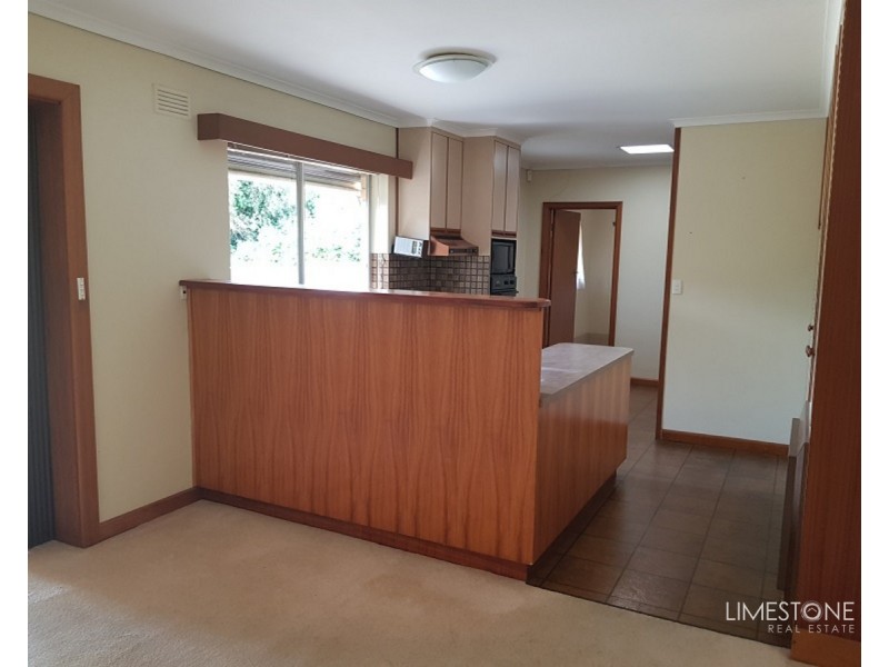 2 Coora Avenue, Mount Gambier SA 5290