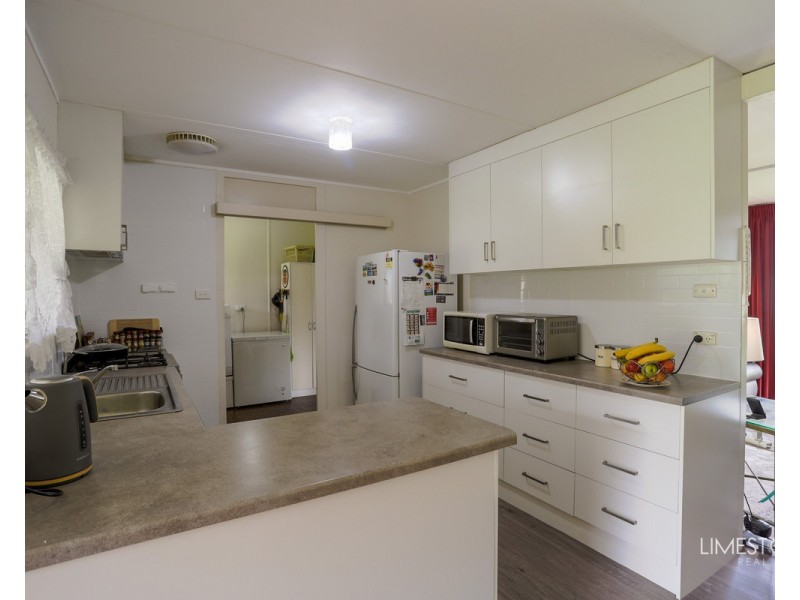4 West Street, Tarpeena SA 5277