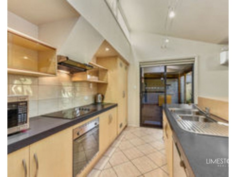 2/13 Shepherdson Road, Mount Gambier SA 5290