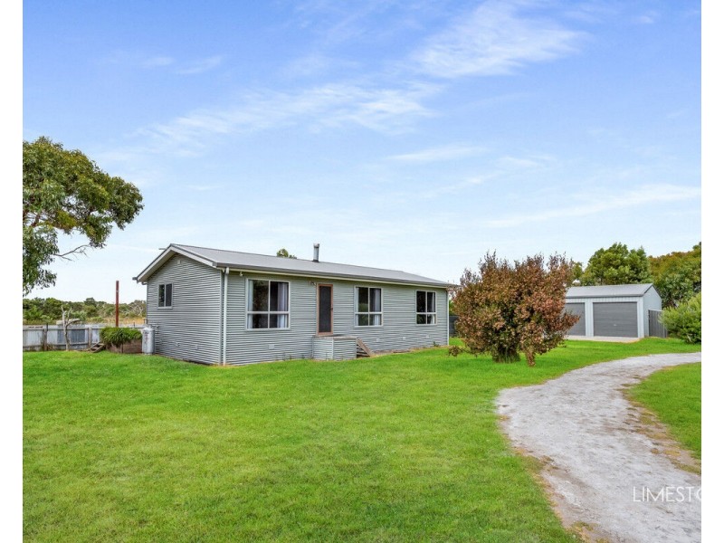 114 Lower Nelson Road, Port Macdonnell SA 5291