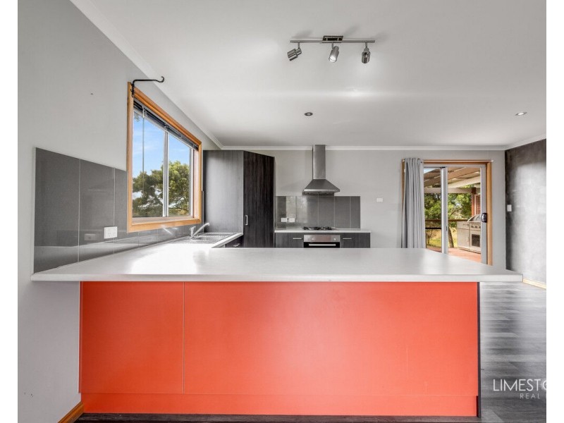 114 Lower Nelson Road, Port Macdonnell SA 5291