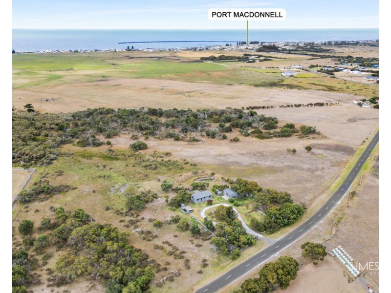 114 Lower Nelson Road, Port Macdonnell SA 5291