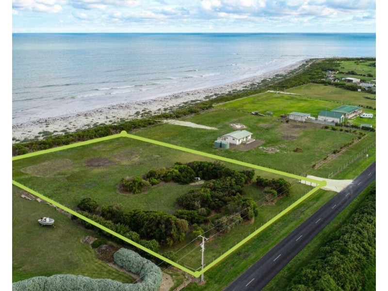 942 Eight Mile Creek Road, Eight Mile Creek SA 5291