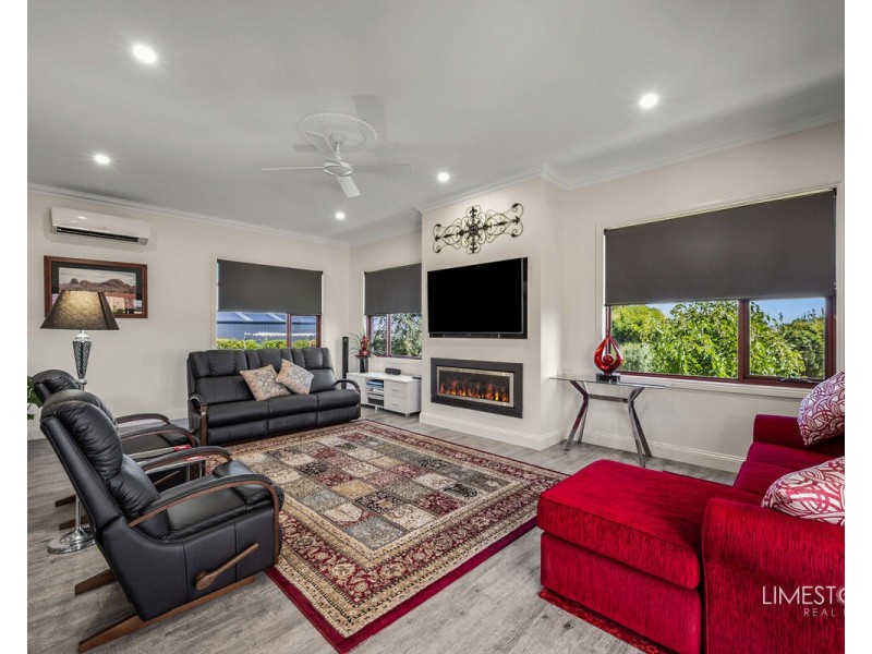 12 Racecourse Crescent, Glenburnie SA 5291