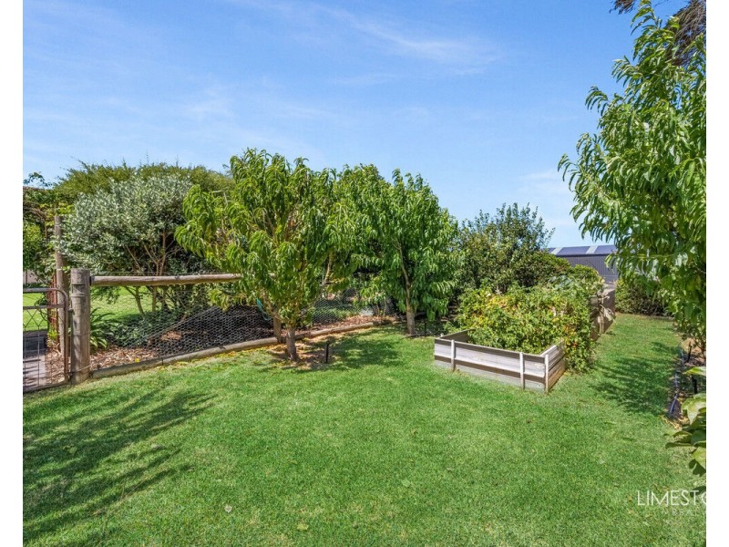 12 Racecourse Crescent, Glenburnie SA 5291