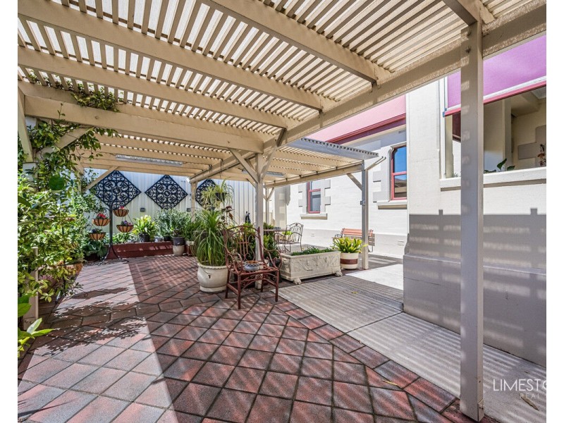 12 Racecourse Crescent, Glenburnie SA 5291
