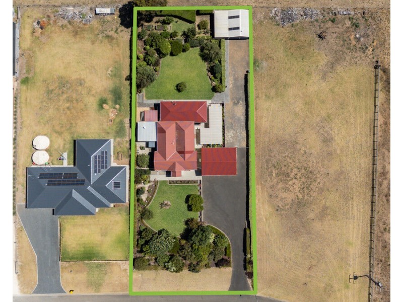 12 Racecourse Crescent, Glenburnie SA 5291