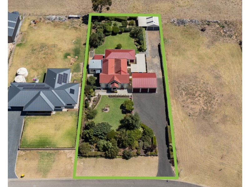 12 Racecourse Crescent, Glenburnie SA 5291