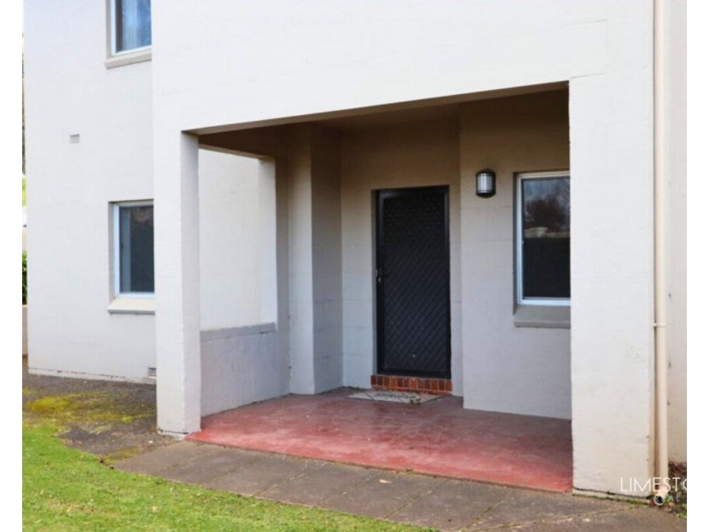 1/84 Bay Road, Mount Gambier SA 5290
