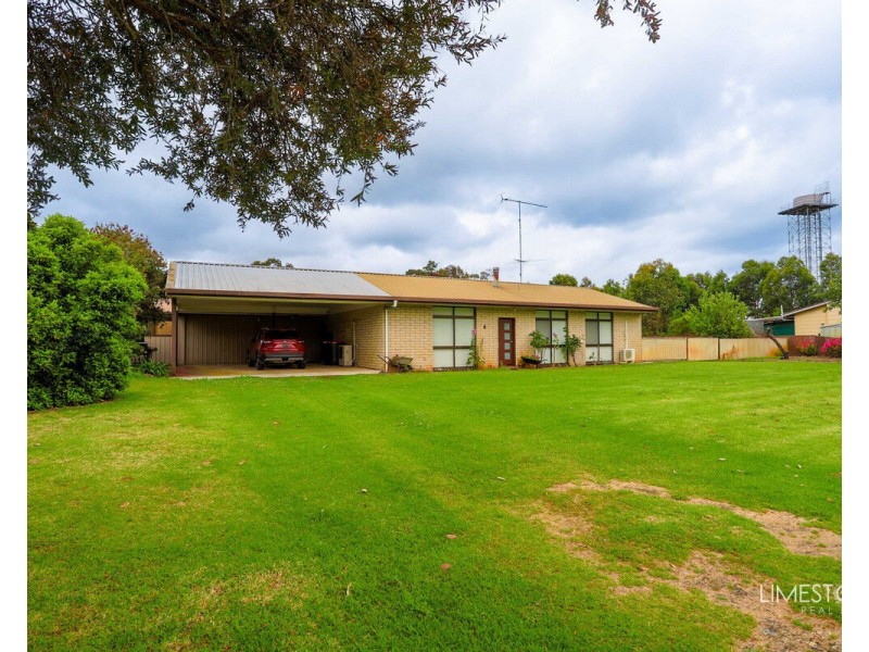 4 West Street, Tarpeena SA 5277