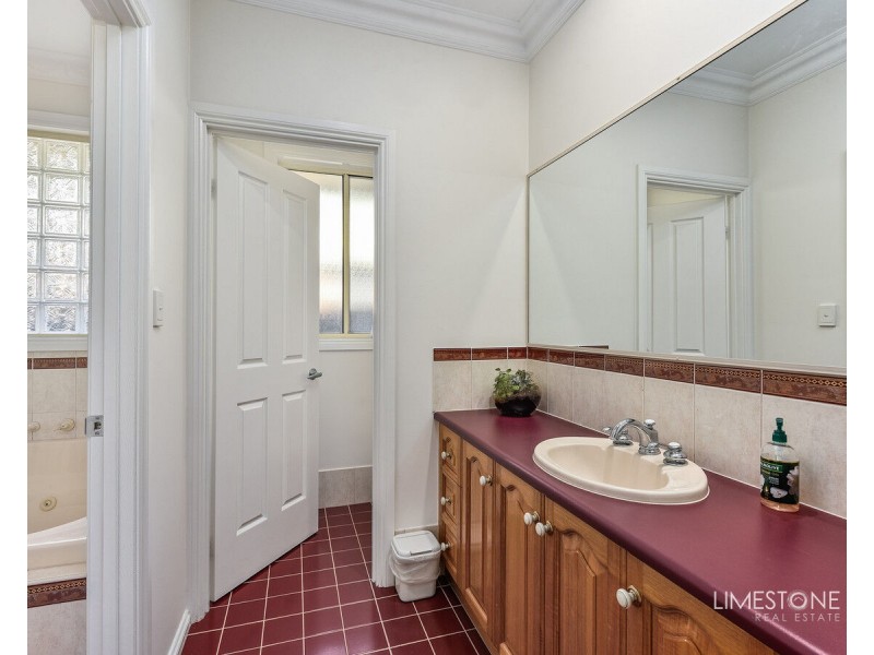 11 Parkway Avenue, Mount Gambier SA 5290