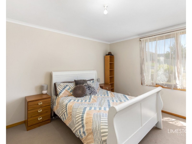 1 Gumbirra Court, Mount Gambier SA 5290