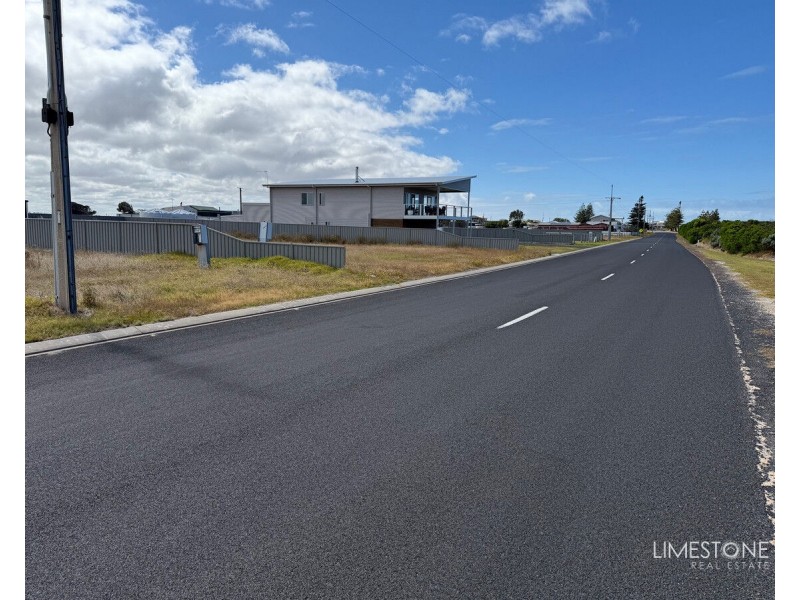 19 Hammer Parade, Blackfellows Caves SA 5291