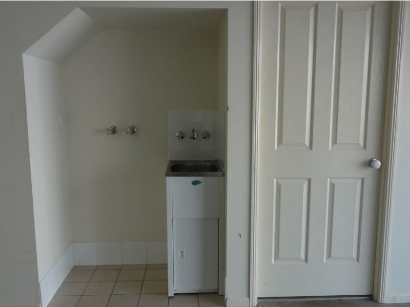 1/2 Battersby St, Zillmere QLD 4034