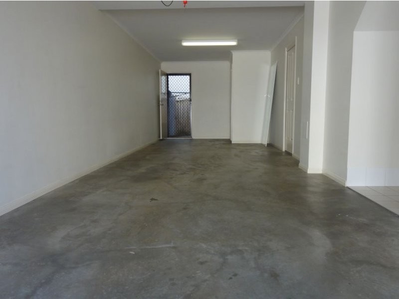 1/2 Battersby St, Zillmere QLD 4034