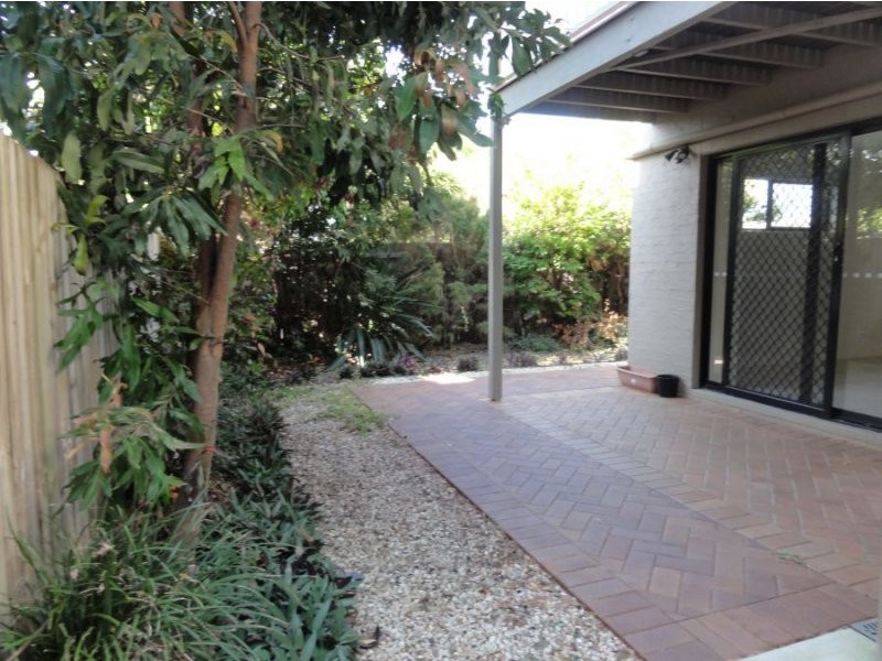 1/2 Battersby St, Zillmere QLD 4034