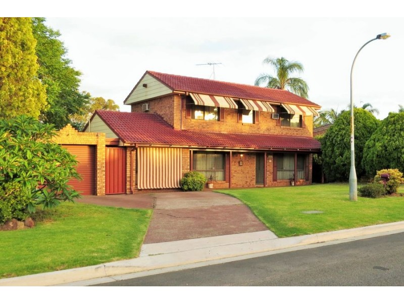 128 Harrow Road, Glenfield NSW 2167