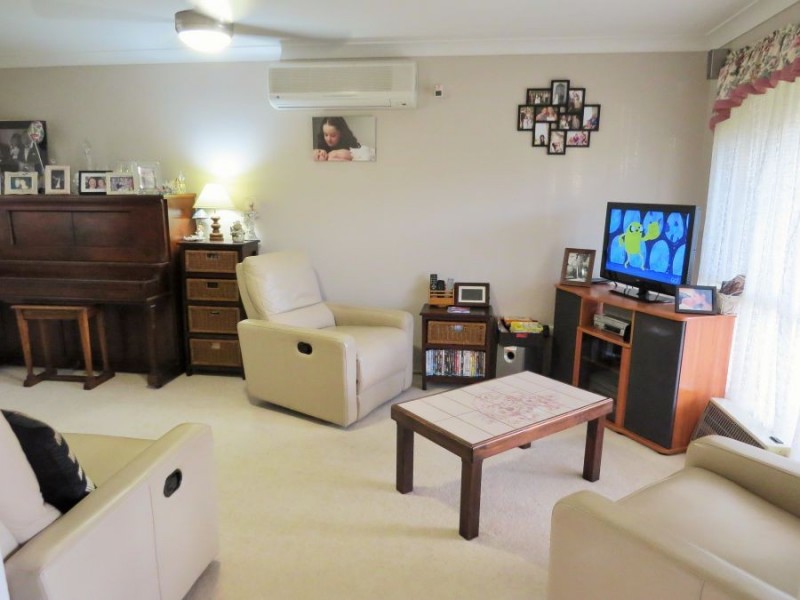 128 Harrow Road, Glenfield NSW 2167